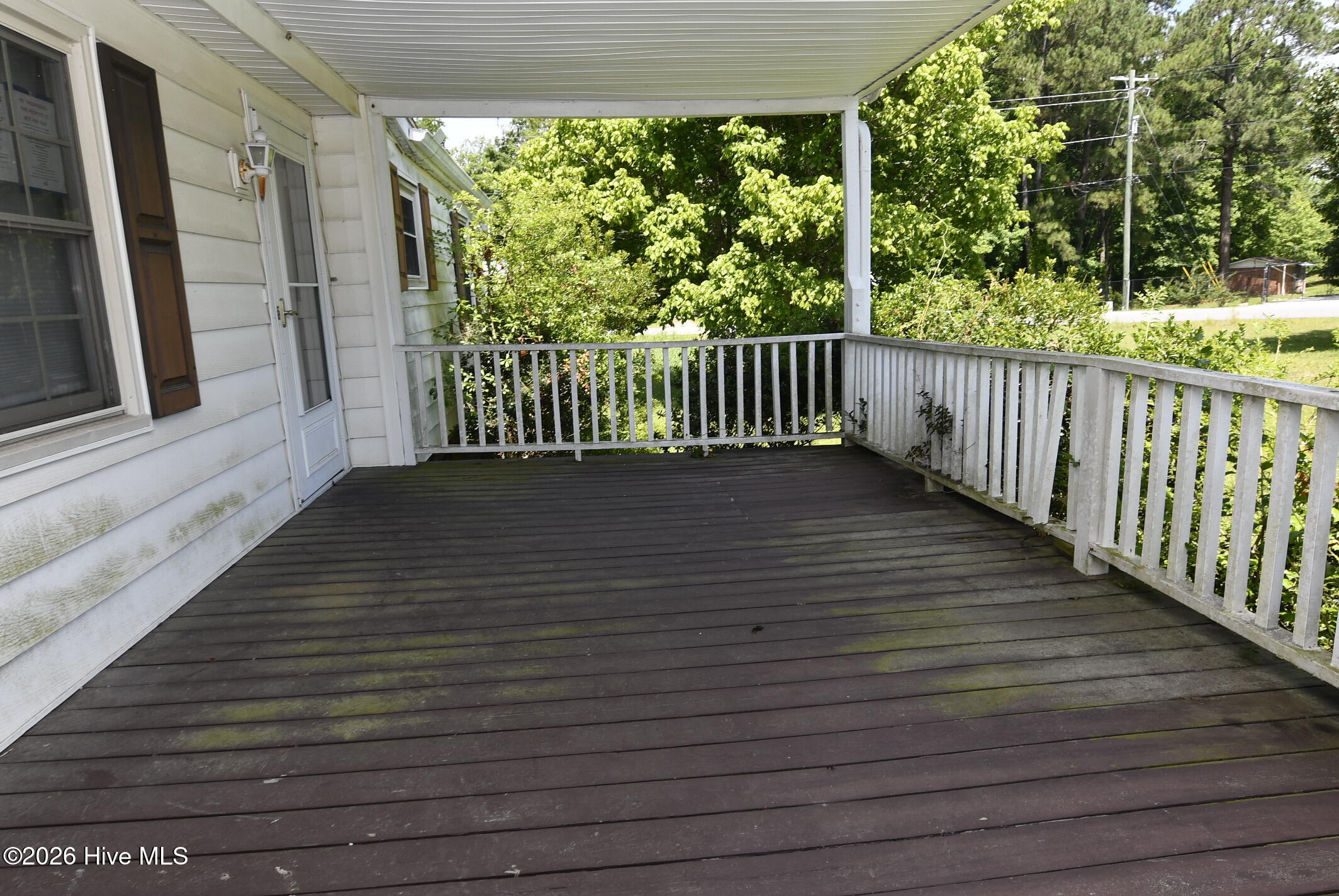 209 Queens Road Hubert, NC 28539 - Photo 18 of 27 Front Porch