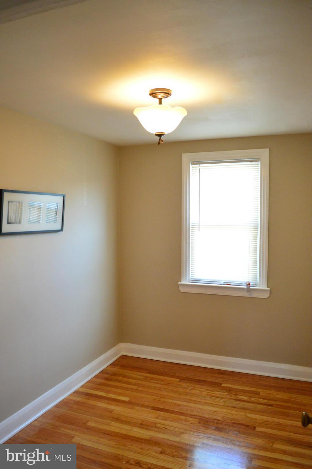 4939 West Hills Road Baltimore, MD 21229 - Photo 12 of 30 Bedroom