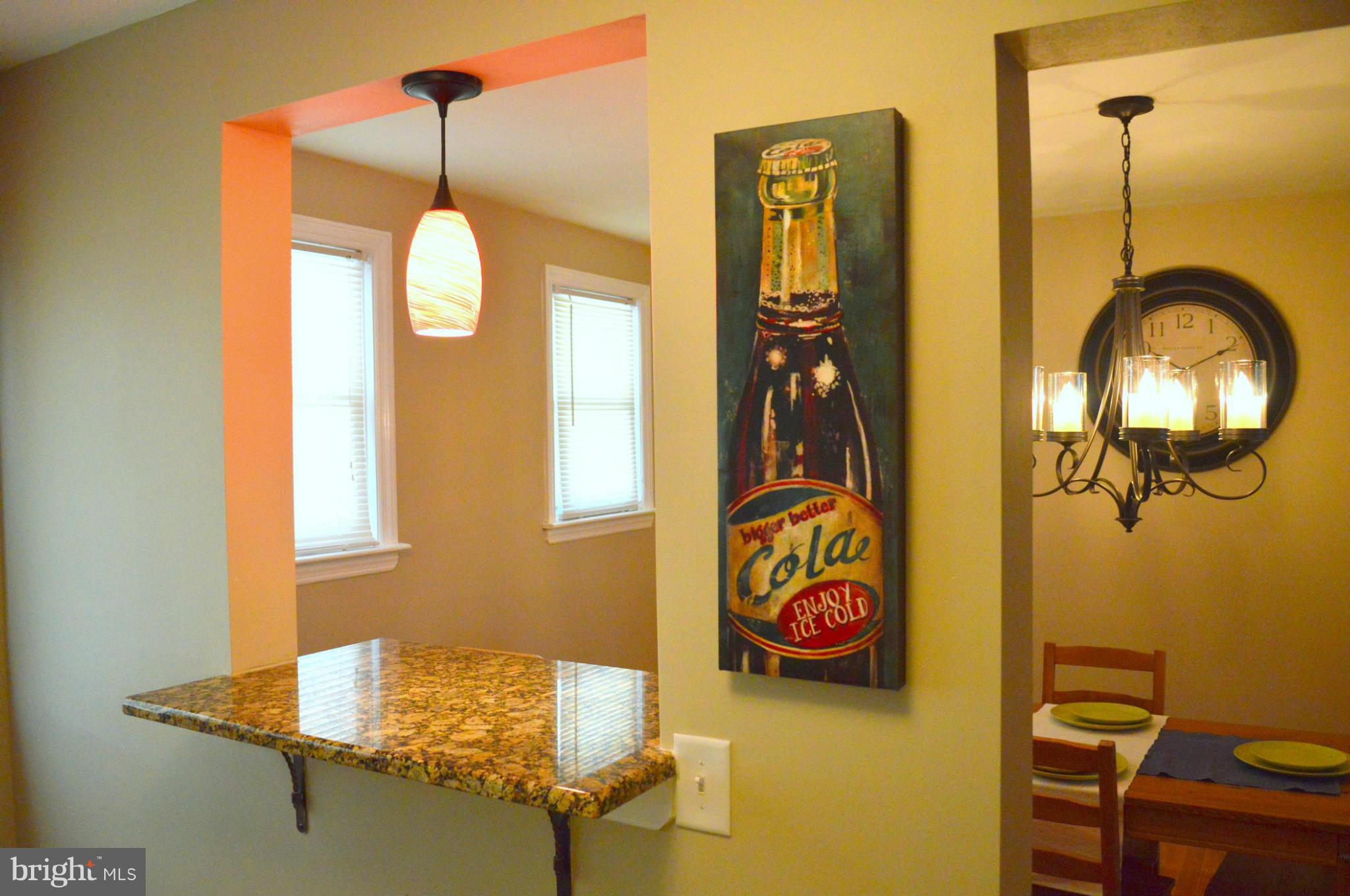 4939 West Hills Road Baltimore, MD 21229 - Photo 3 of 30 Dining Room