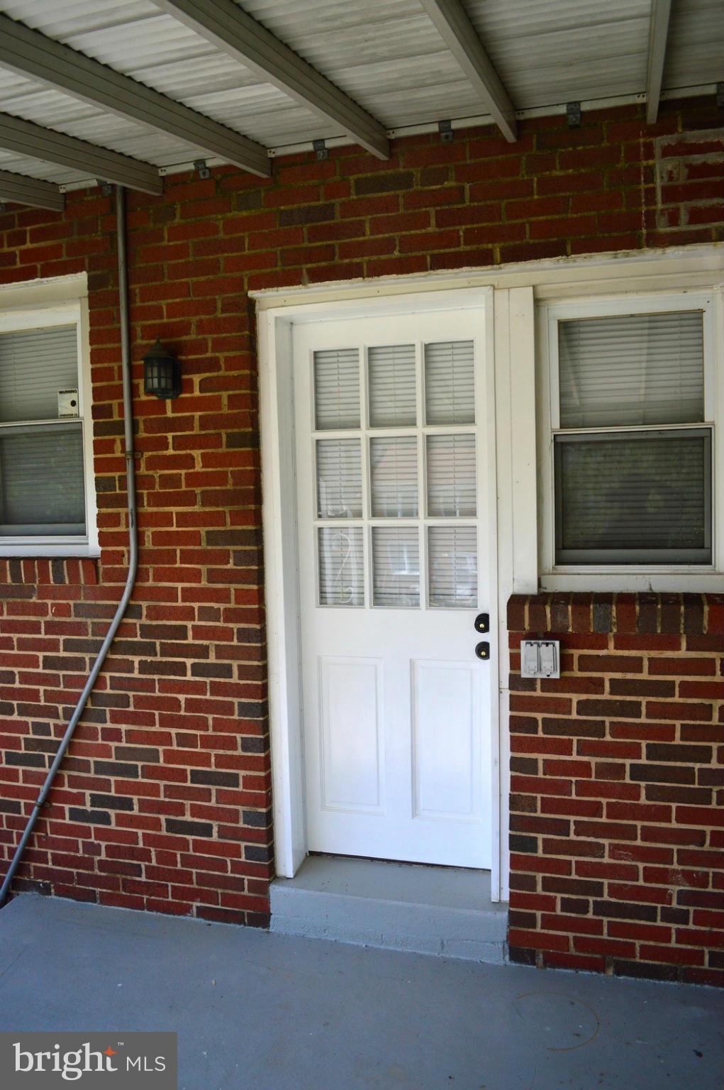 4939 West Hills Road Baltimore, MD 21229 - Photo 27 of 30 Exterior (General)