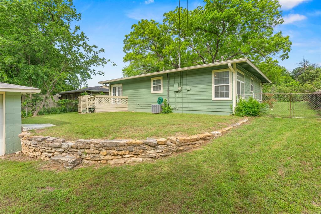 1236 South Brazos Street Weatherford, TX 76086 - Photo 20 of 25