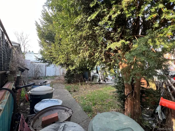 $2,000,000 | 111-09 34th Avenue | North Corona