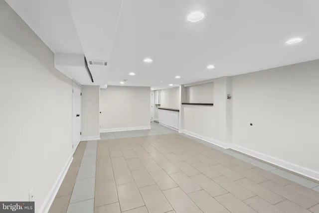 $4,400 | 433 Earl Street, Alexandria, VA 22314