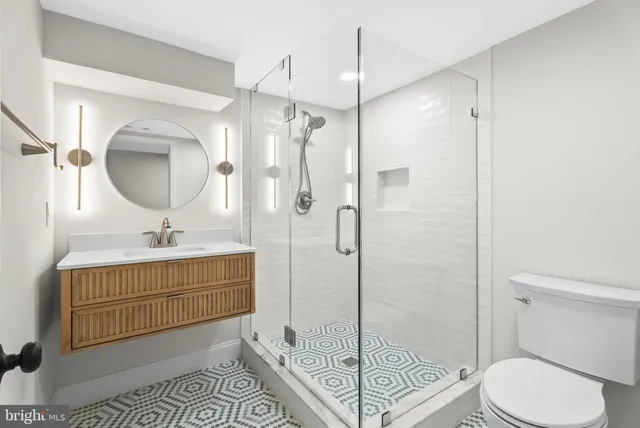 $4,400 | 433 Earl Street, Alexandria, VA 22314