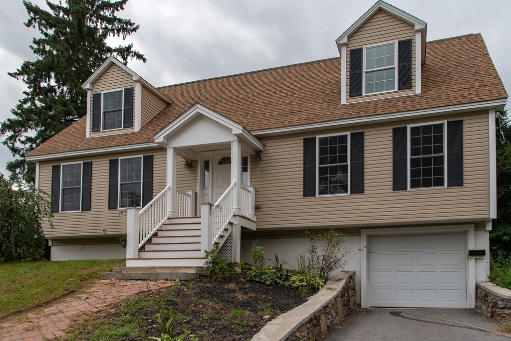 29 Chevy Chase Road Worcester, MA 01606 - Photo 3 of 28 Gallery Image 3