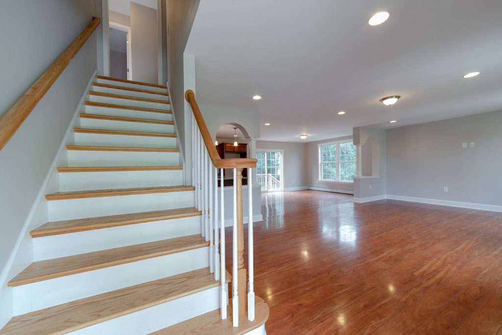 29 Chevy Chase Road Worcester, MA 01606 - Photo 4 of 28 Gallery Image 4