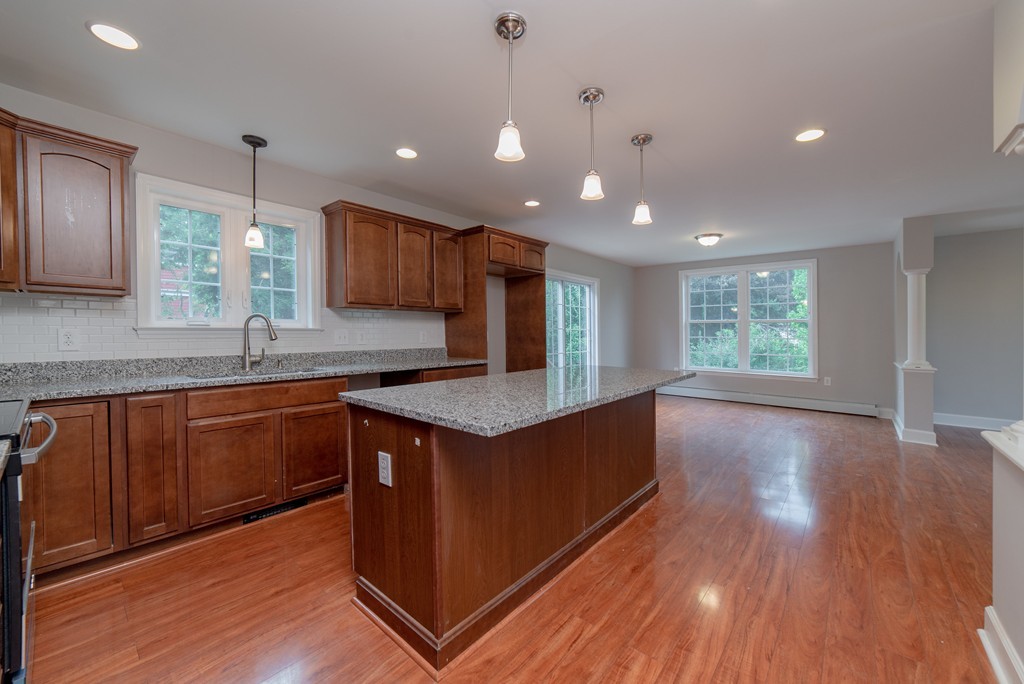 29 Chevy Chase Road Worcester, MA 01606 - Photo 7 of 28 Gallery Image 7