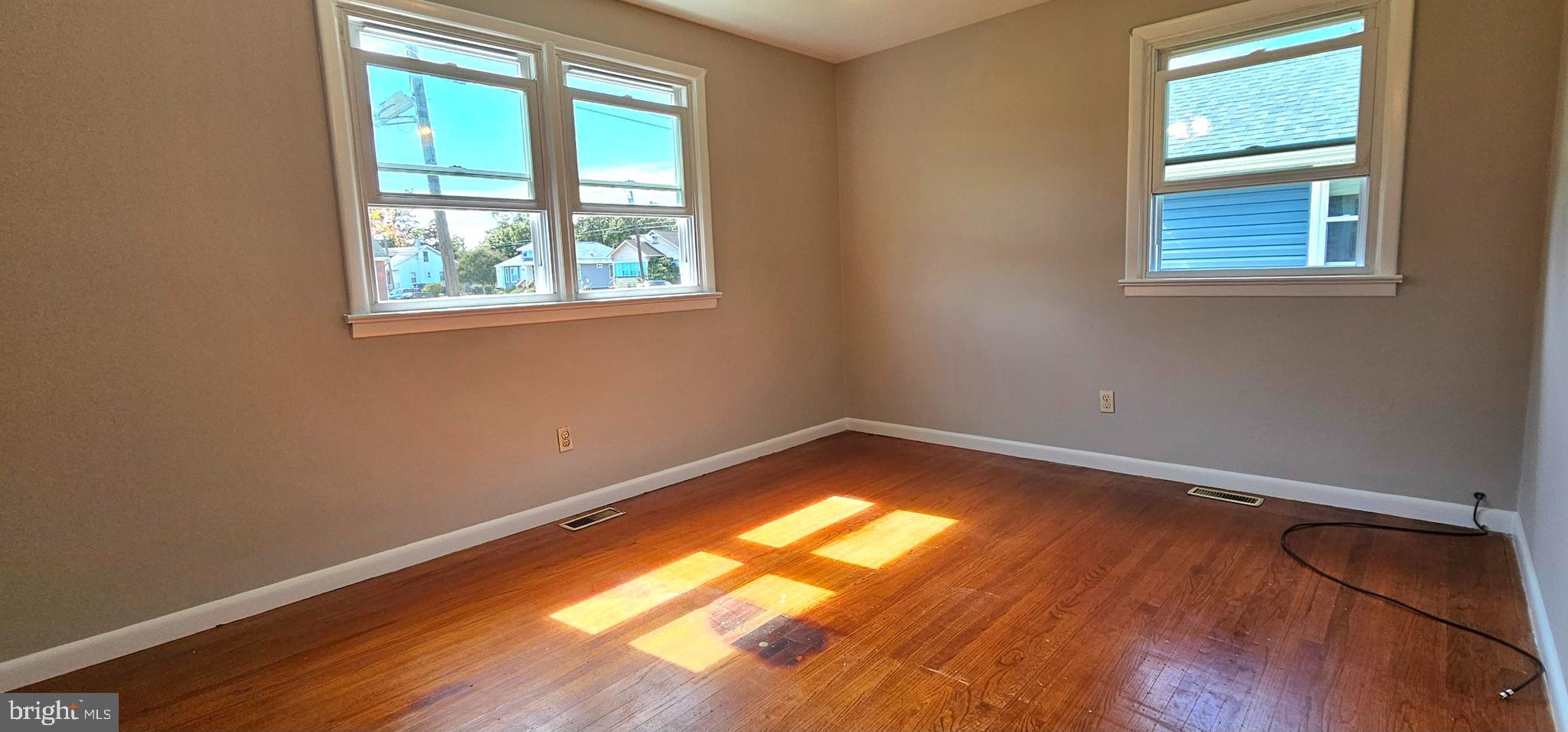 637 Polk Street Riverside, NJ 08075 - Photo 9 of 14 Gallery Image 9
