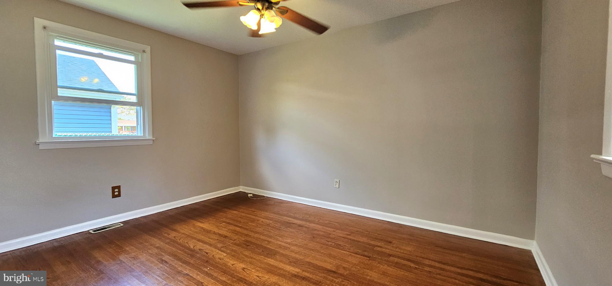 637 Polk Street Riverside, NJ 08075 - Photo 10 of 14 Gallery Image 10