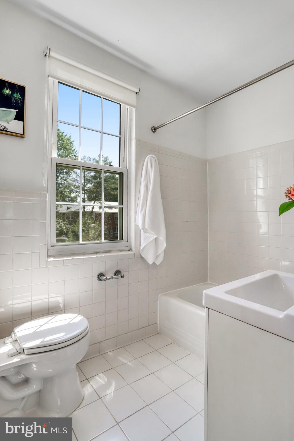 7 East Glebe Road, Unit C Alexandria, VA 22305 - Photo 32 of 78 Gallery Image 32