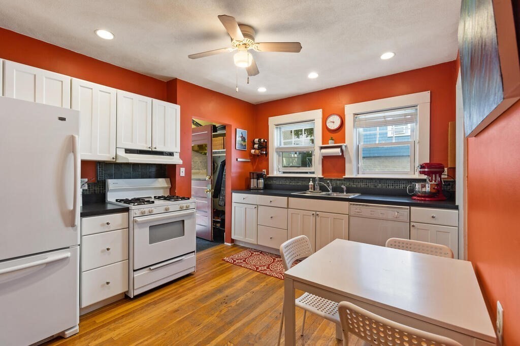 40 Menotomy Road, Unit 1 Arlington, MA 02476 - Photo 12 of 28 Gallery Image 12