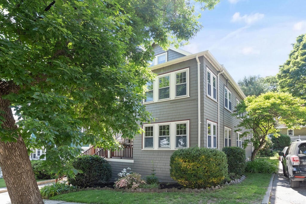 40 Menotomy Road, Unit 1 Arlington, MA 02476 - Photo 3 of 28 Gallery Image 3