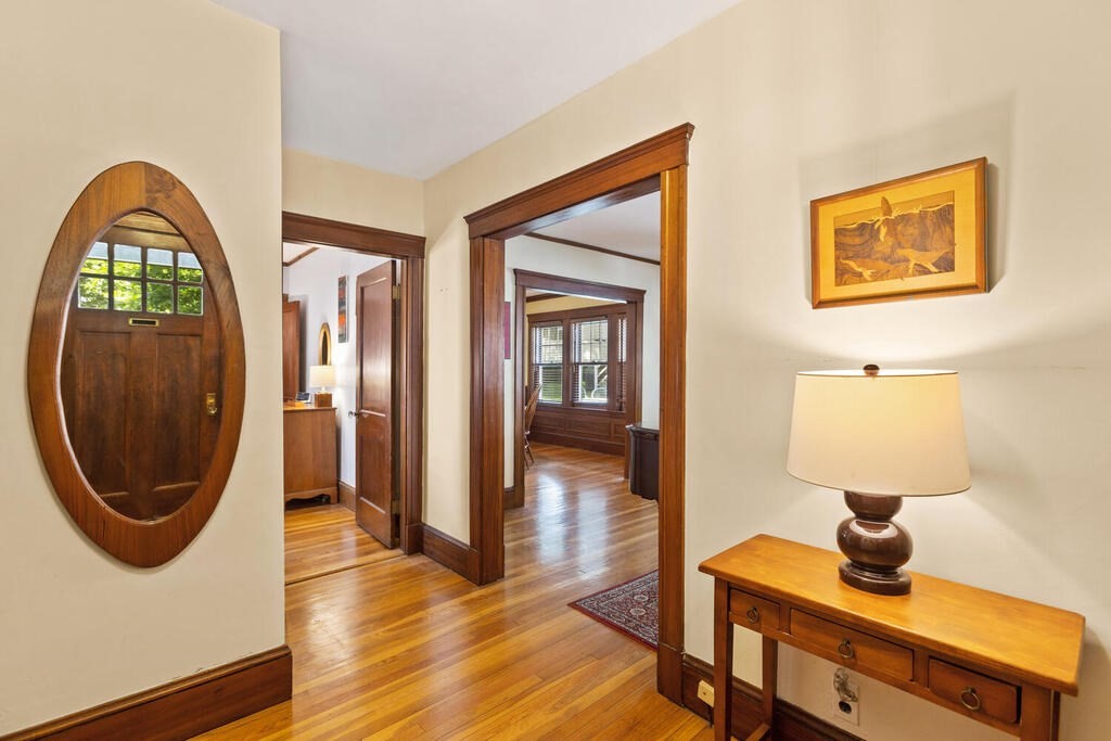 40 Menotomy Road, Unit 1 Arlington, MA 02476 - Photo 4 of 28 Gallery Image 4