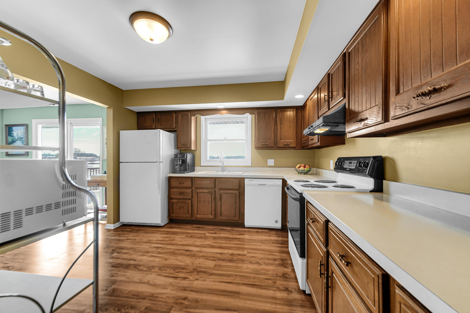 238 West Johnson Road La Porte, IN 46350 - Photo 17 of 30 1920x1280