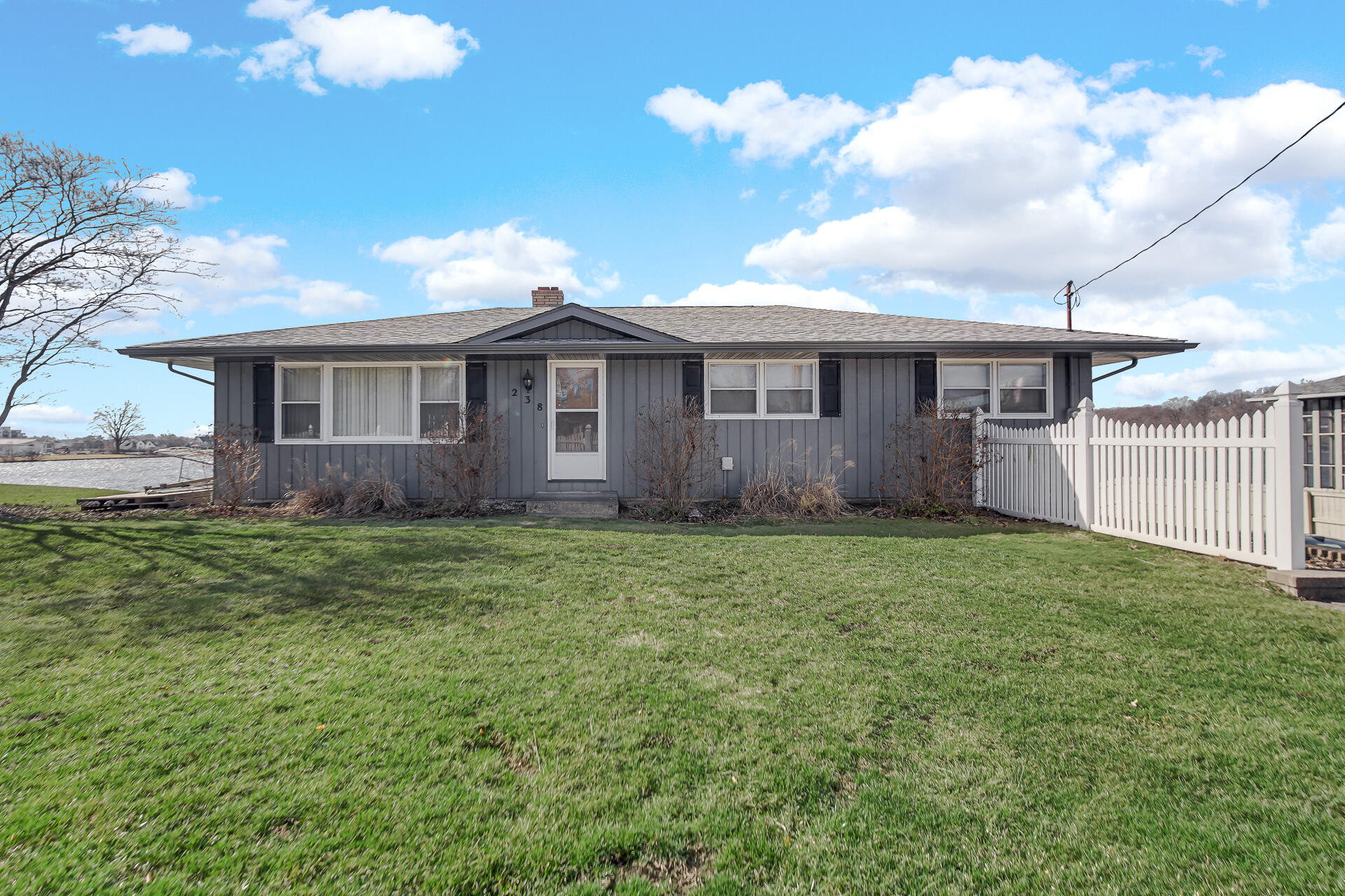 238 West Johnson Road La Porte, IN 46350 - Photo 2 of 30 1920x1280