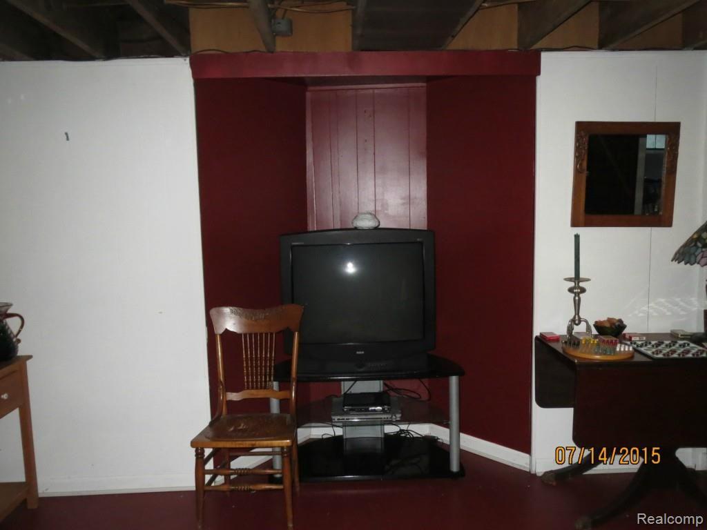 3143 Walnut Lake Road West Bloomfield, MI 48322 - Photo 41 of 64 IMG_7266.jpg