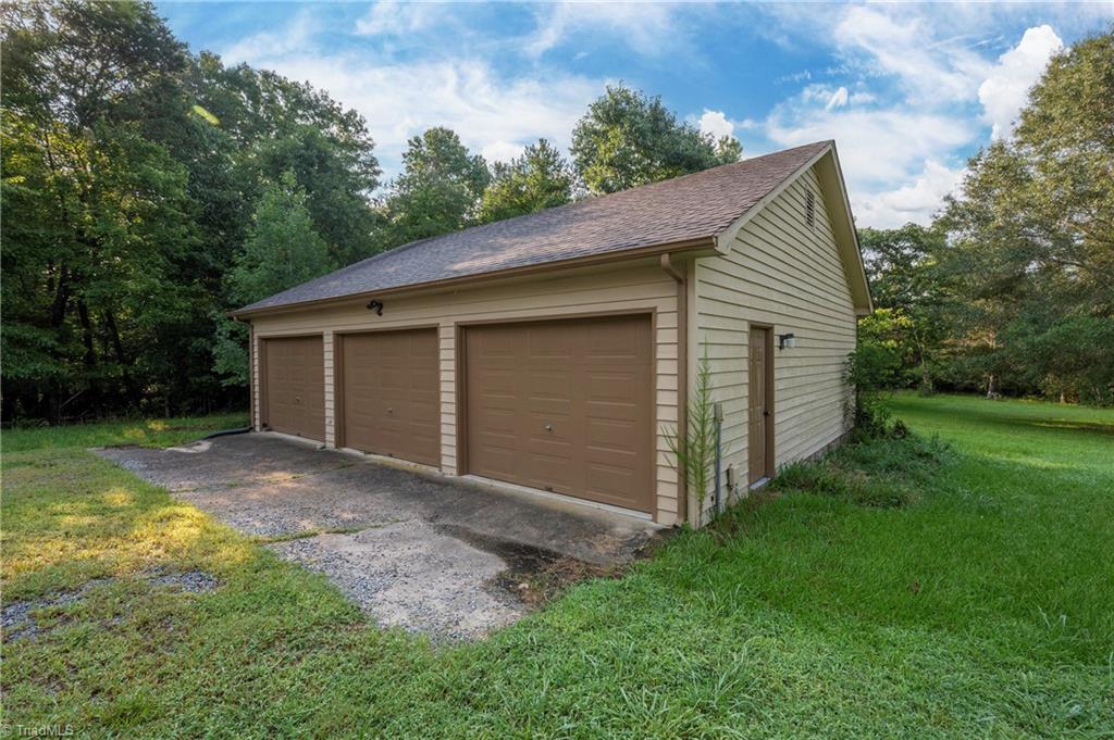 6351 Cashatt Road High Point, NC 27263 - Photo 37 of 40 Gallery Image 37