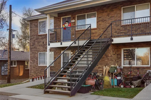 $899,999 | 199 South Jefferson Avenue, Loveland, CO 80537