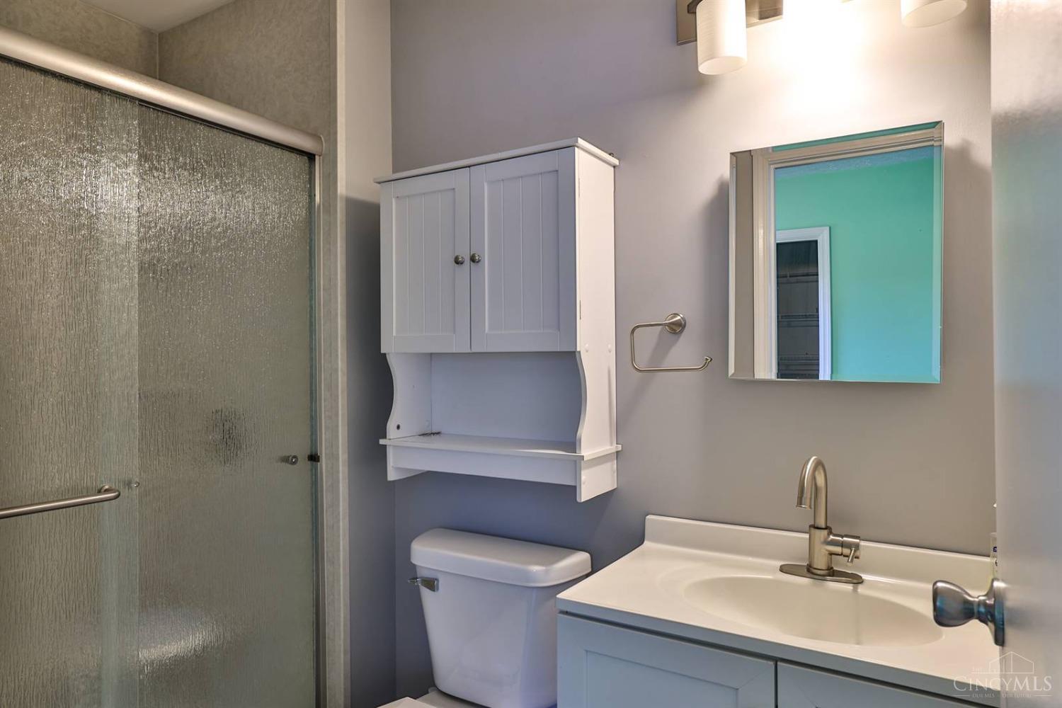 5449 Leumas Road Cincinnati, OH 45239 - Photo 17 of 33 Gallery Image 17