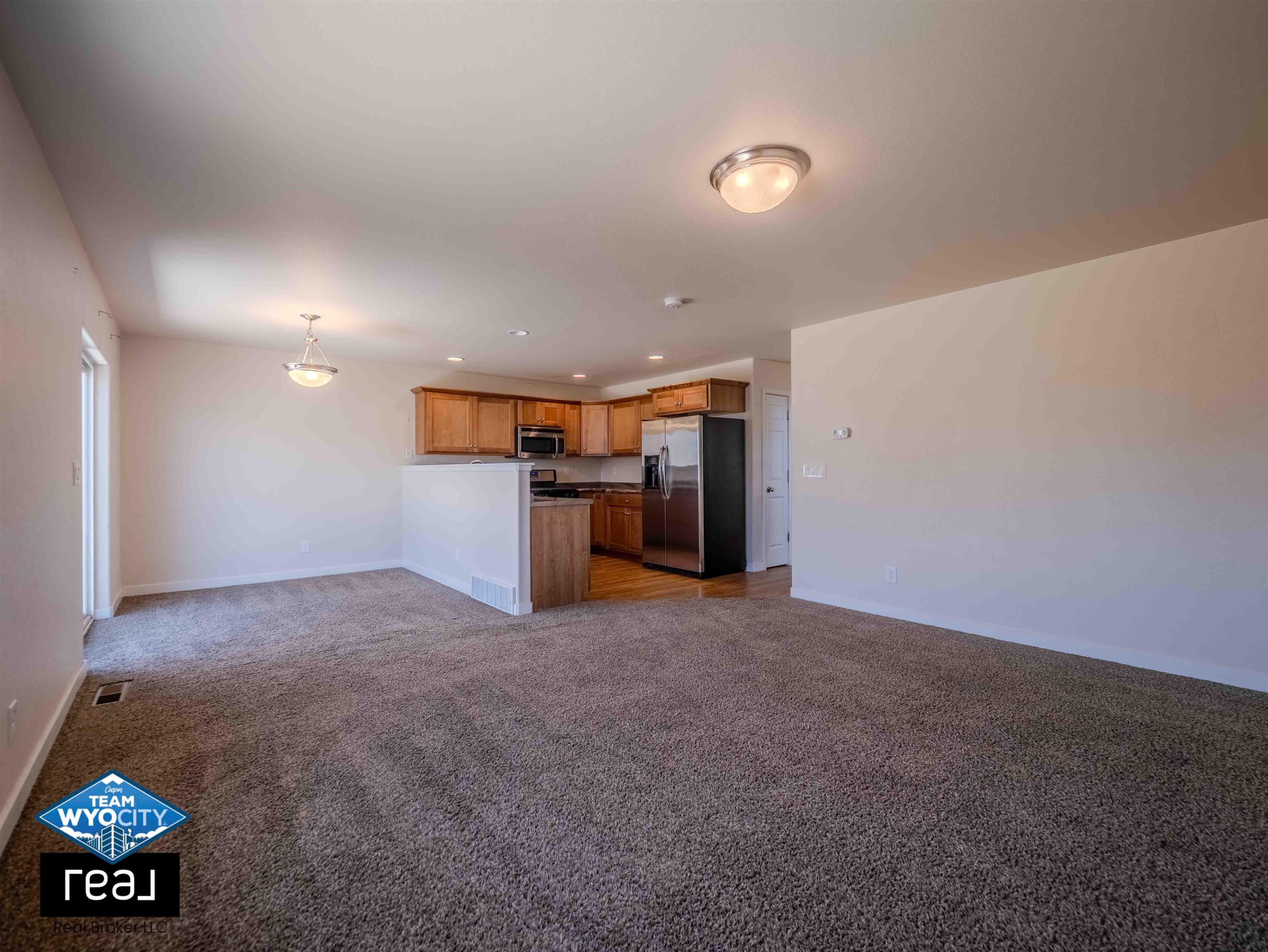 6866 Umpqua River Road Casper, WY 82604 - Photo 9 of 45