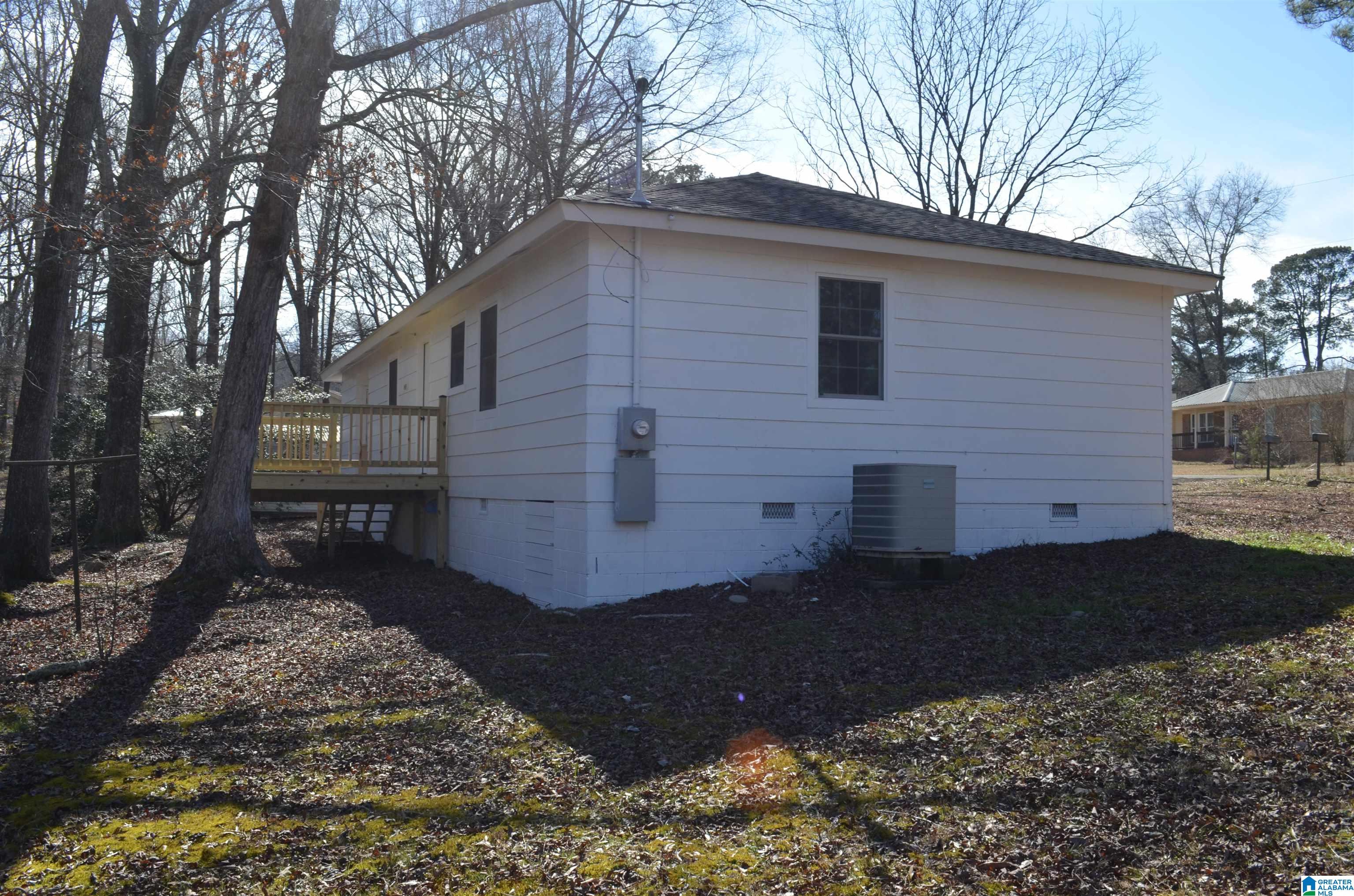 90 Oak Drive Jasper, AL 35501 - Photo 3 of 23