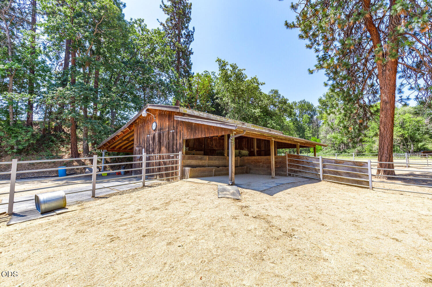 550 Crowson Road Ashland, OR 97520 - Photo 31 of 110