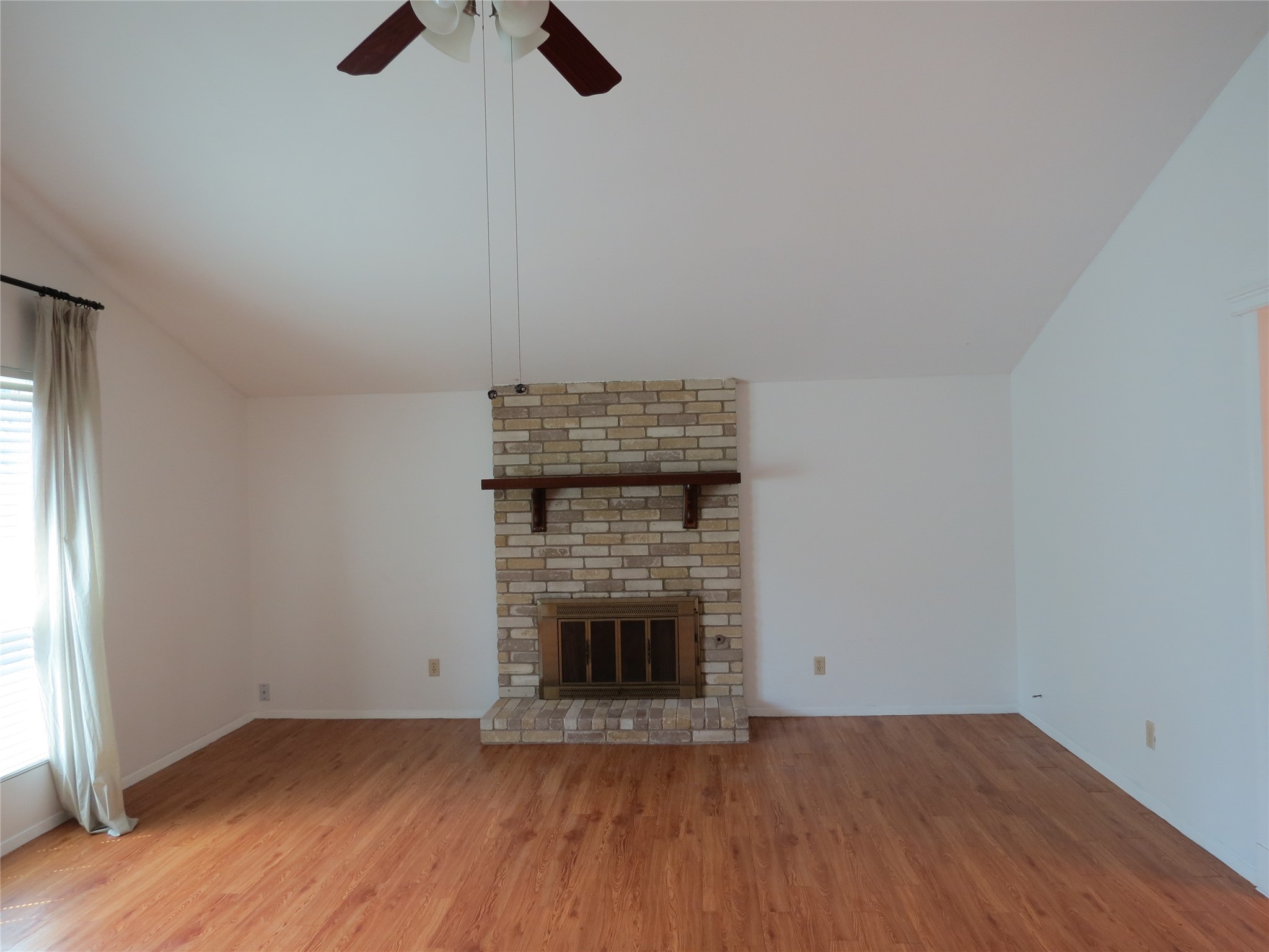 6803 Rearden Road Austin, TX 78745 - Photo 4 of 26