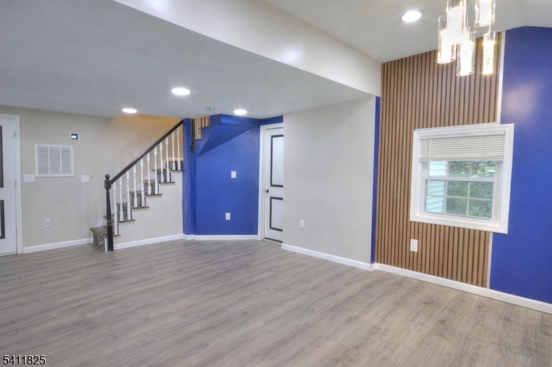 31 Station Road Denville, NJ 07834 - Photo 3 of 17