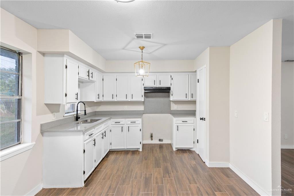 650 Cedar Street Mercedes, TX 78570 - Photo 3 of 20