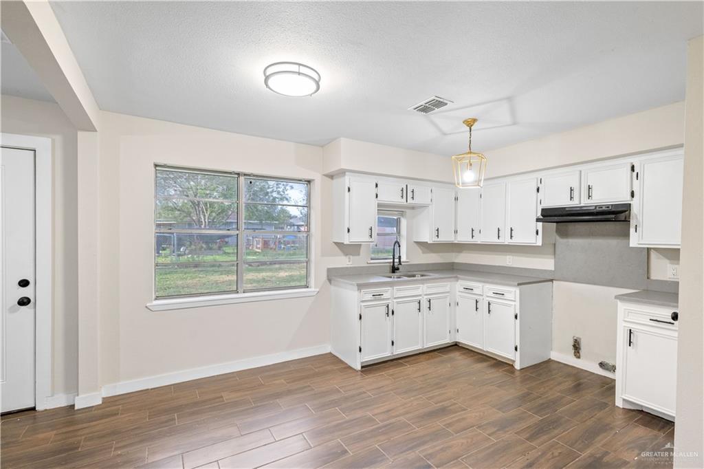 650 Cedar Street Mercedes, TX 78570 - Photo 6 of 20