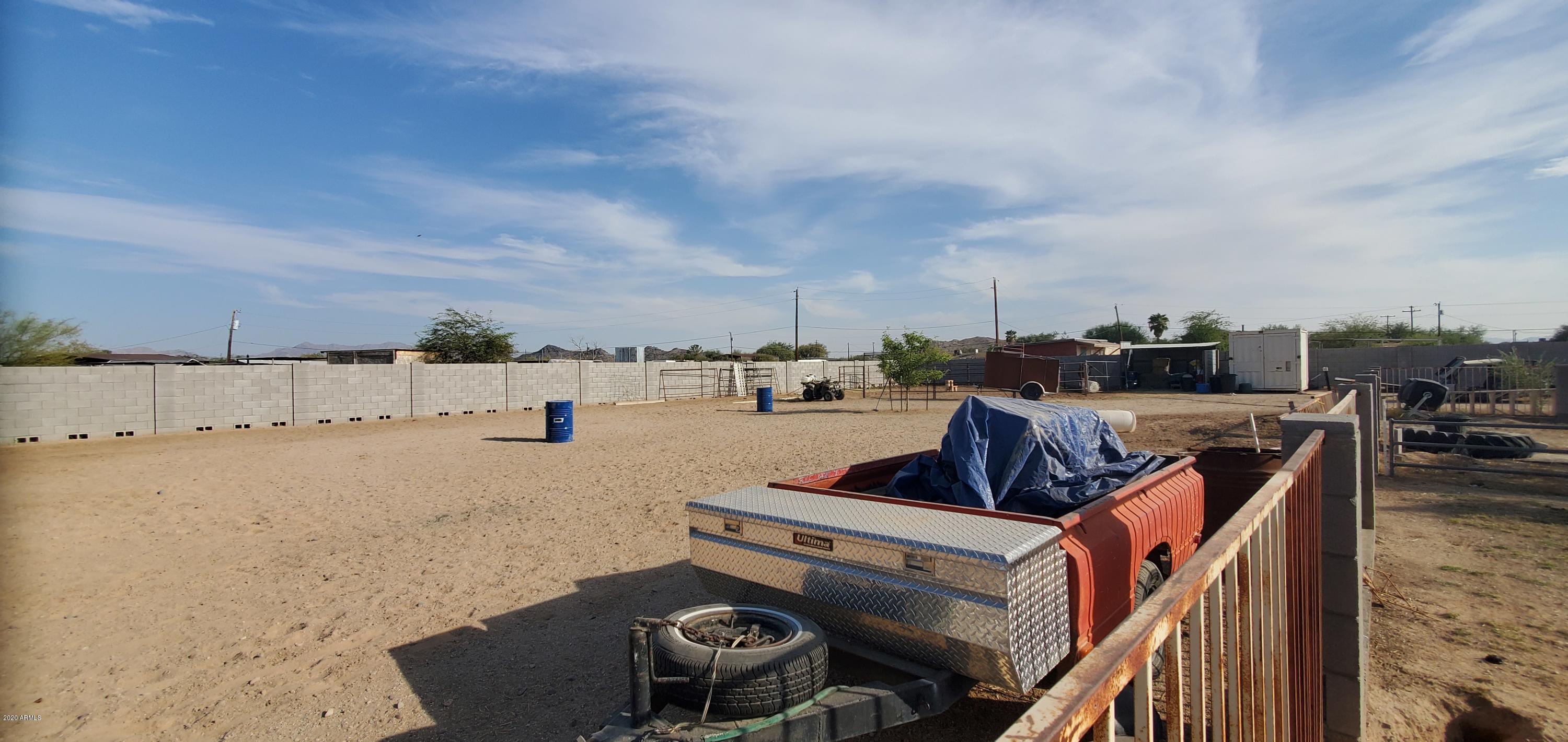 13001 South Tuthill Road Buckeye, AZ 85326 - Photo 27 of 29 Backyard looking Southeast
