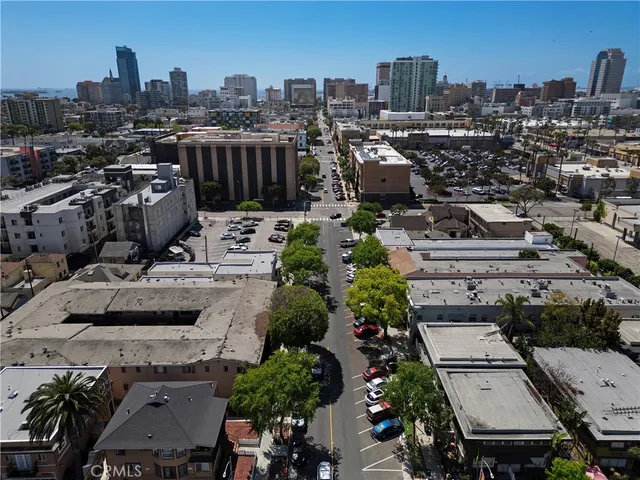 $969,000 | 643 Elm Avenue, Long Beach, CA 90802