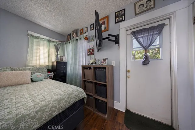 $969,000 | 643 Elm Avenue, Long Beach, CA 90802