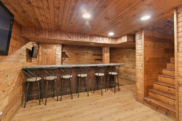 $399,900 | 870 Noelle Bend, Lake In The Hills, IL 60156