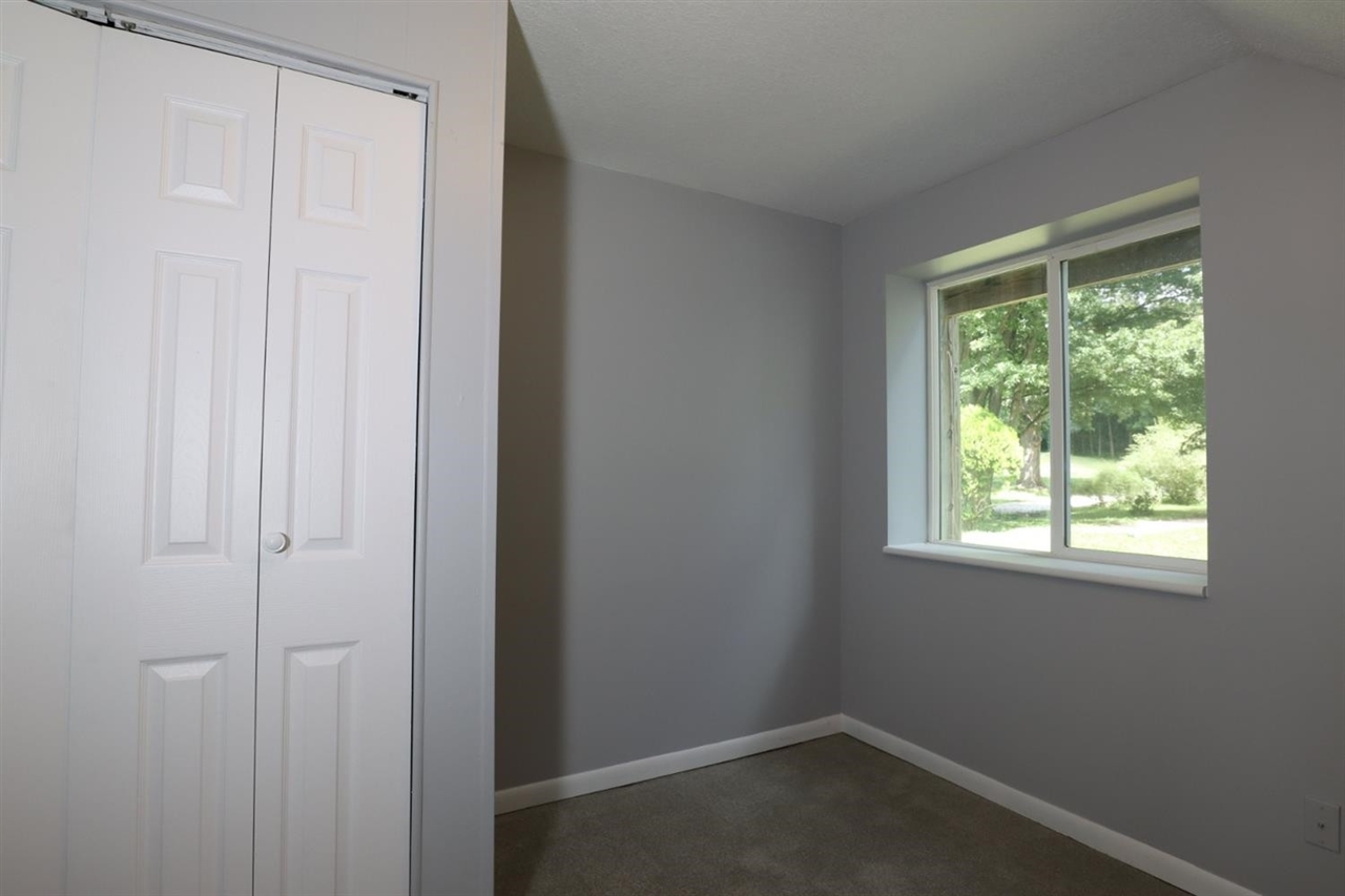 11493 Hall Road Whitmore Lake, MI 48189 - Photo 17 of 31 Gallery Image 17