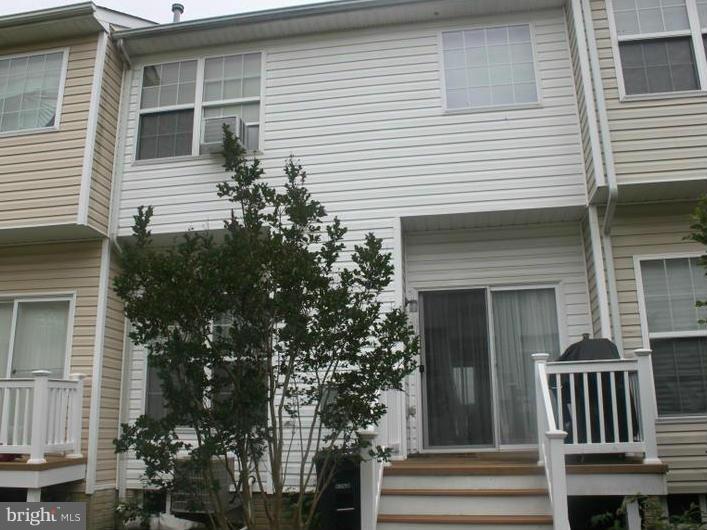 7008 Commander Howe Terrace Brandywine, MD 20613 - Photo 12 of 13 Exterior (Rear)