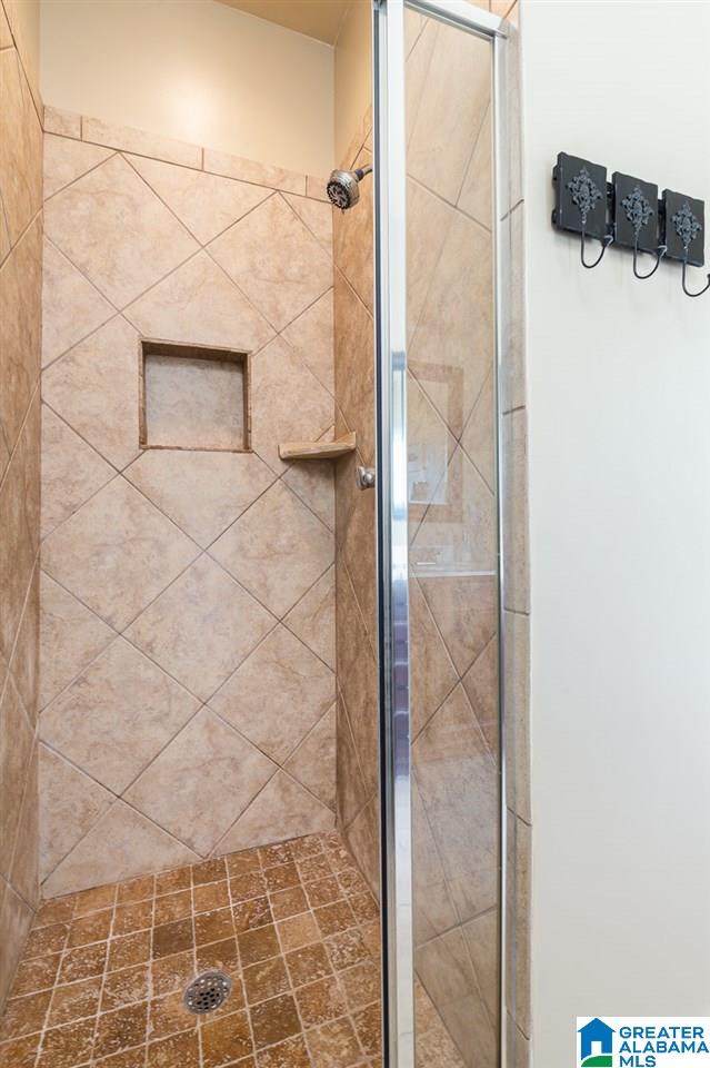 1196 Grants Way Birmingham, AL 35210 - Photo 21 of 32