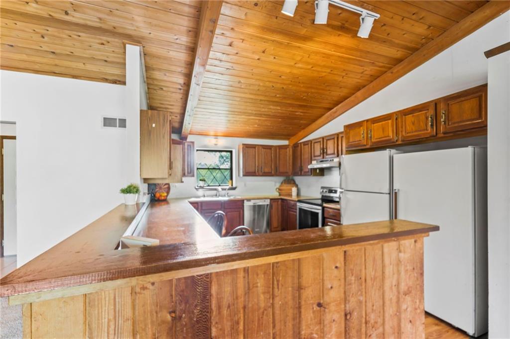 738 Beagle Club Road McDonald, PA 15057 - Photo 13 of 47 Gallery Image 13