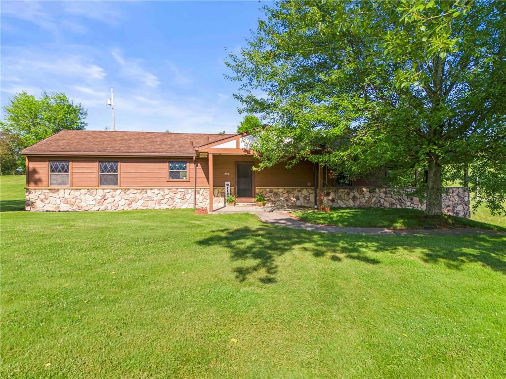 738 Beagle Club Road McDonald, PA 15057 - Photo 2 of 47 Gallery Image 2
