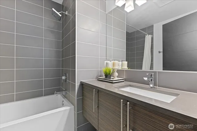 $839,000 | 1525 Northwest 58th Street, Unit A, Seattle, WA 98107