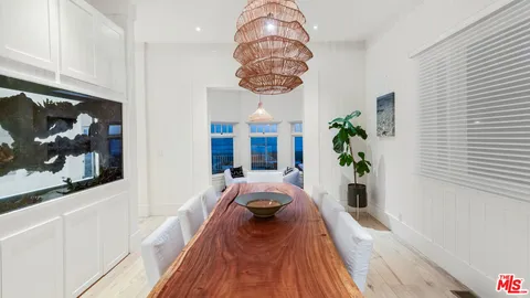$15,950,000 | 30718 Pacific Coast Highway, Malibu, CA 90265