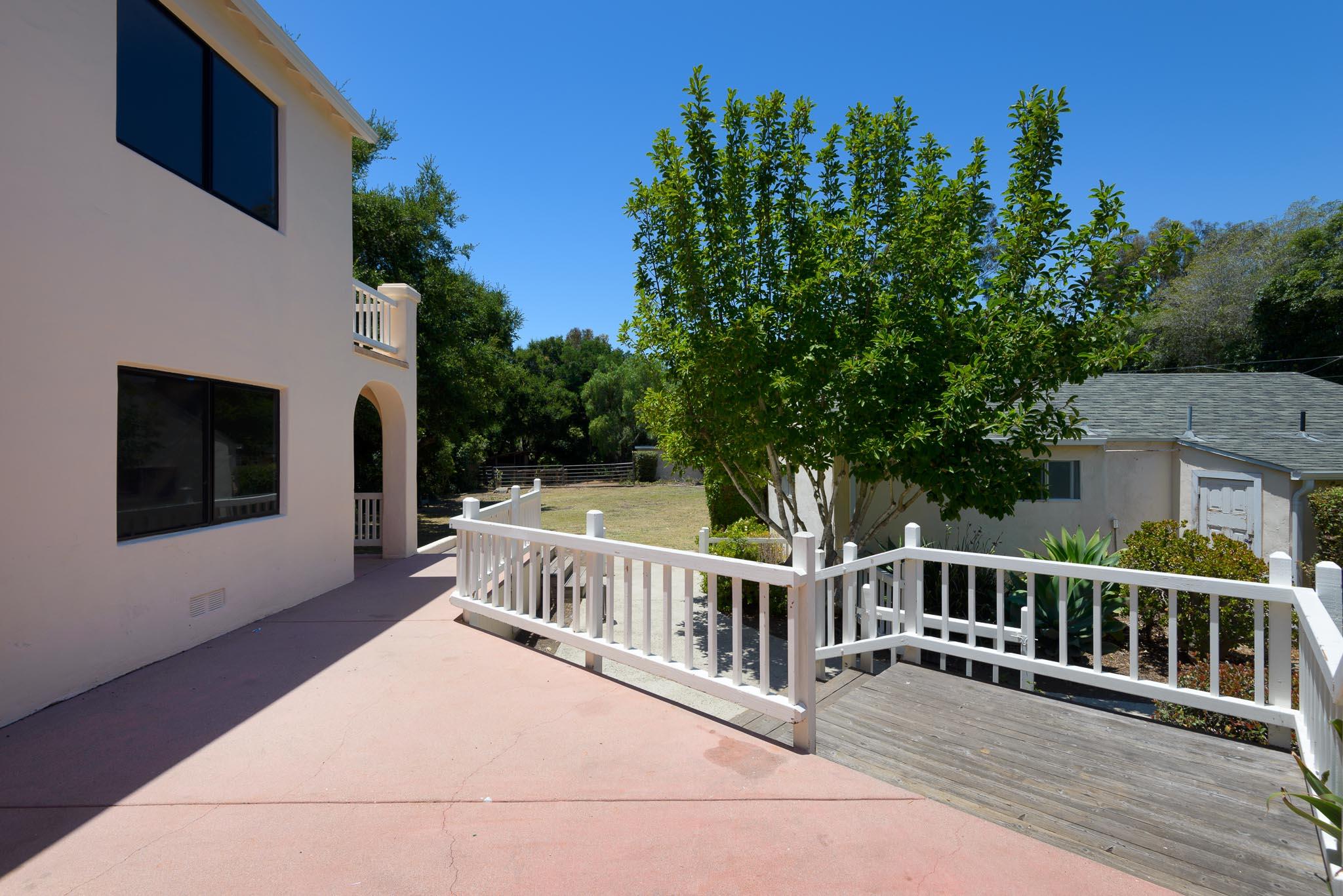 229 Arboleda Road Santa Barbara, CA 93110 - Photo 10 of 14 Back