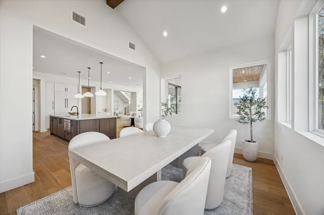 $1,484,000 | 107 East 24th Street, Houston, TX 77008