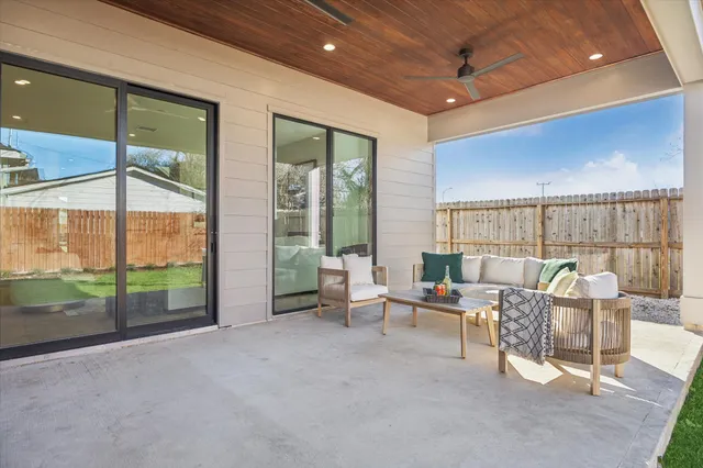 $1,484,000 | 107 East 24th Street, Houston, TX 77008