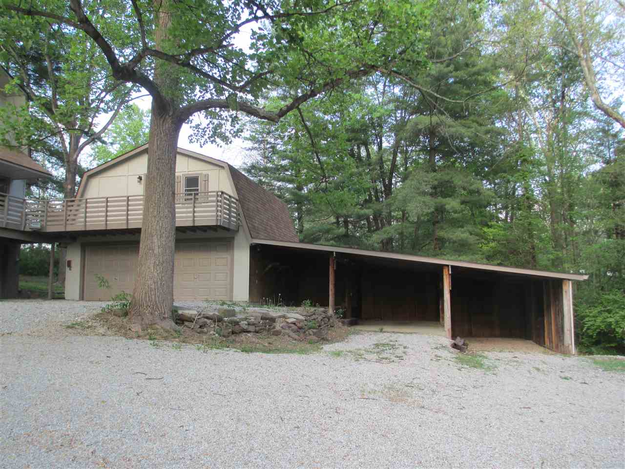 940 East Dillman Road Bloomington, IN 47401 - Photo 2 of 25 Gallery Image 2