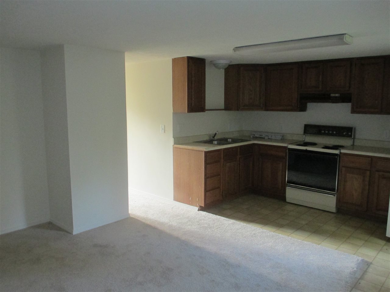 940 East Dillman Road Bloomington, IN 47401 - Photo 22 of 25 Gallery Image 22