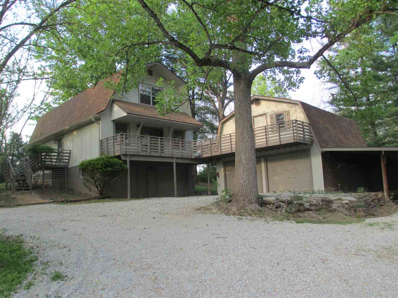 940 East Dillman Road Bloomington, IN 47401 - Photo 4 of 25 Gallery Image 4