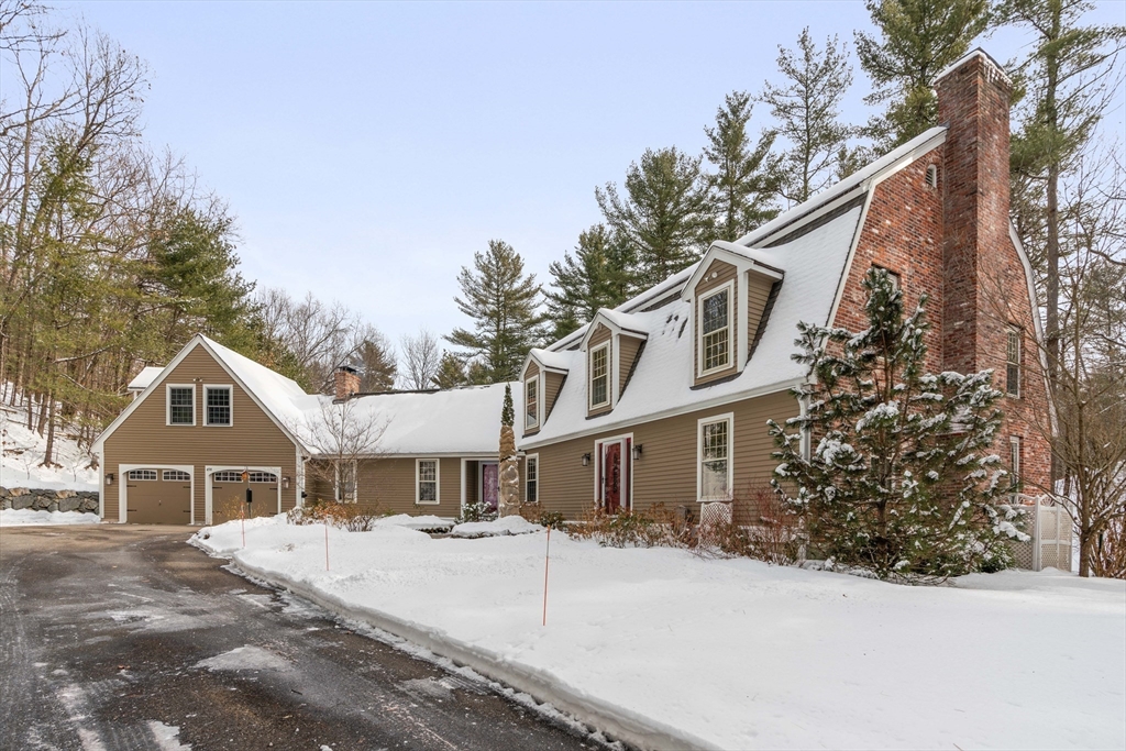 498 Old Dunstable Road Groton, MA 01450 - Photo 1 of 24 Gallery Image 1