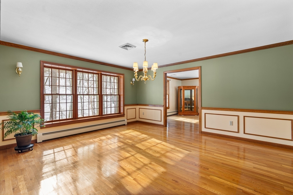 498 Old Dunstable Road Groton, MA 01450 - Photo 11 of 24 Gallery Image 11