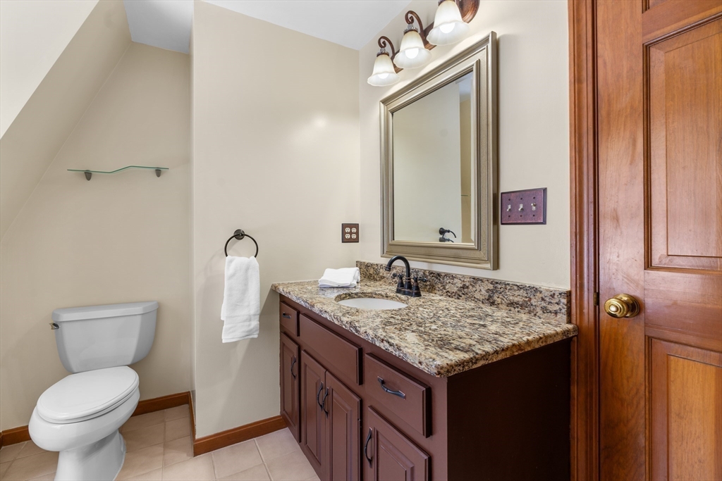 498 Old Dunstable Road Groton, MA 01450 - Photo 18 of 24 Gallery Image 18